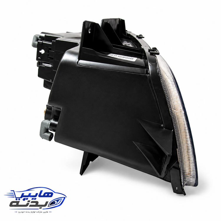 نمای پشت و جای موتور و سوکت چراغ جلو سمت راست پژو 405 SLX مدرن